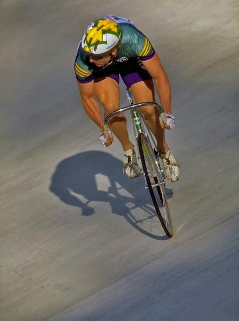 更以他的个 更以他的个